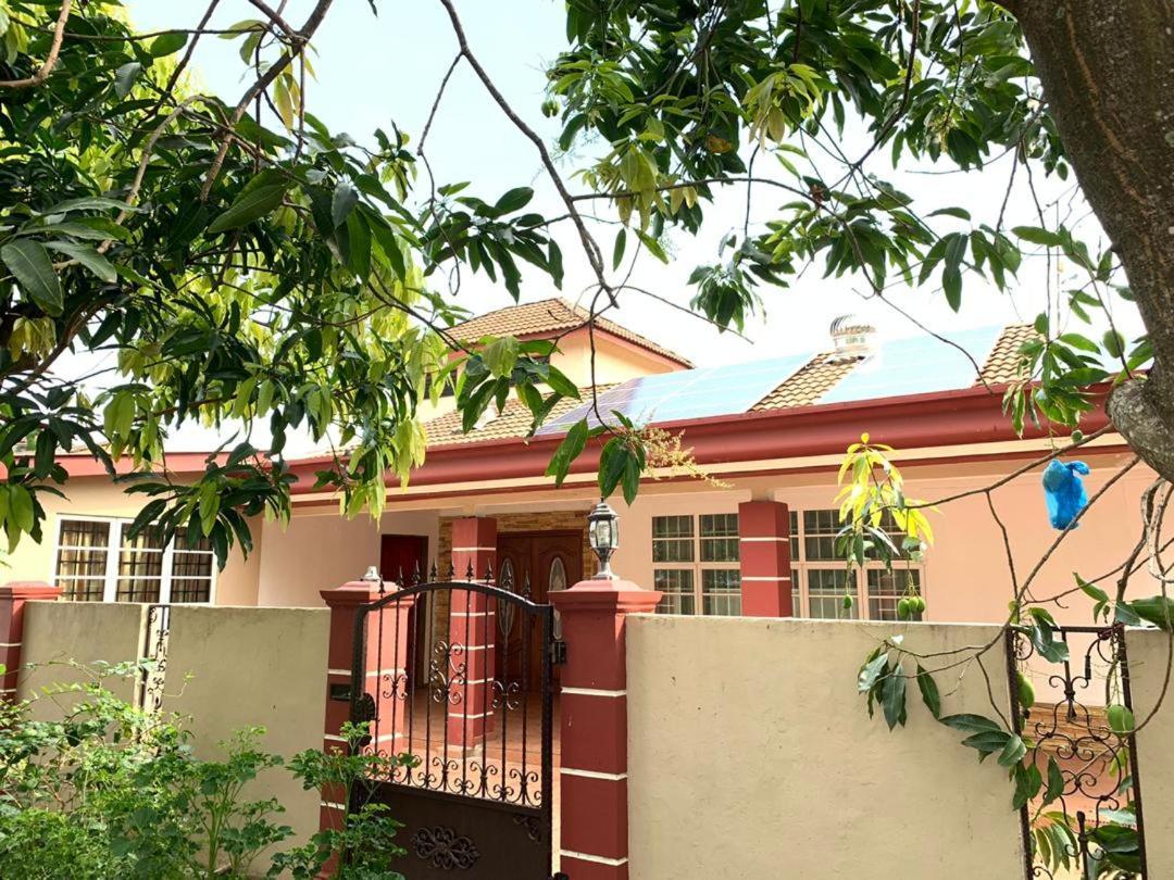 Villa Ctzee Malacca Exteriör bild
